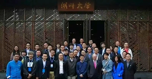 虚拟资产监管风暴来袭：香港警方与证监会联手出击